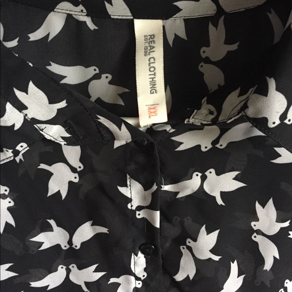 Black and white button up bird blouse - Picture 4 of 5